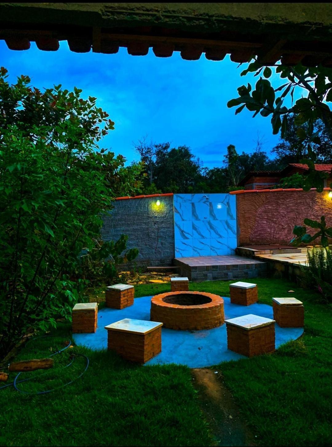 Casa Rural Bon Tempo ปิเรนนอโปลิส ภายนอก รูปภาพ